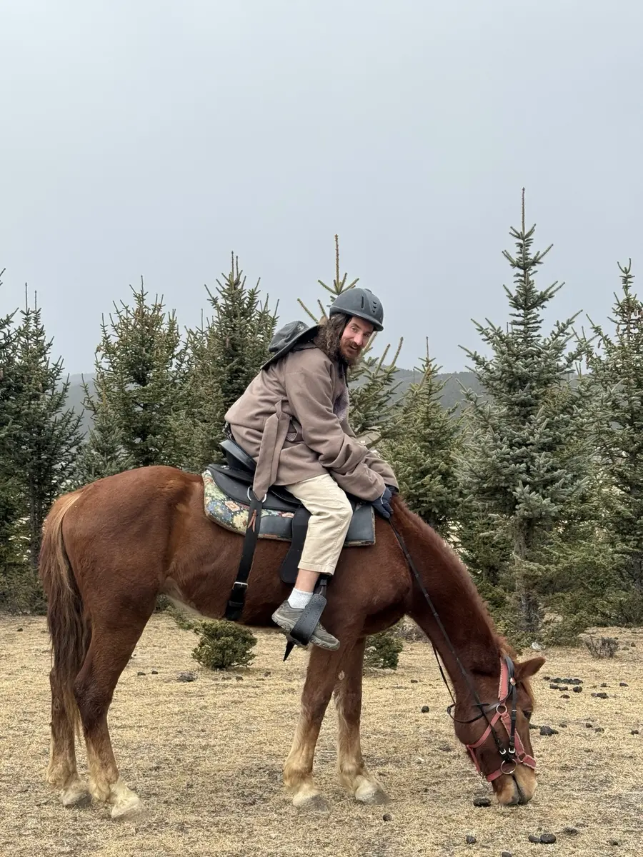 A horseback journey in Shangri-La